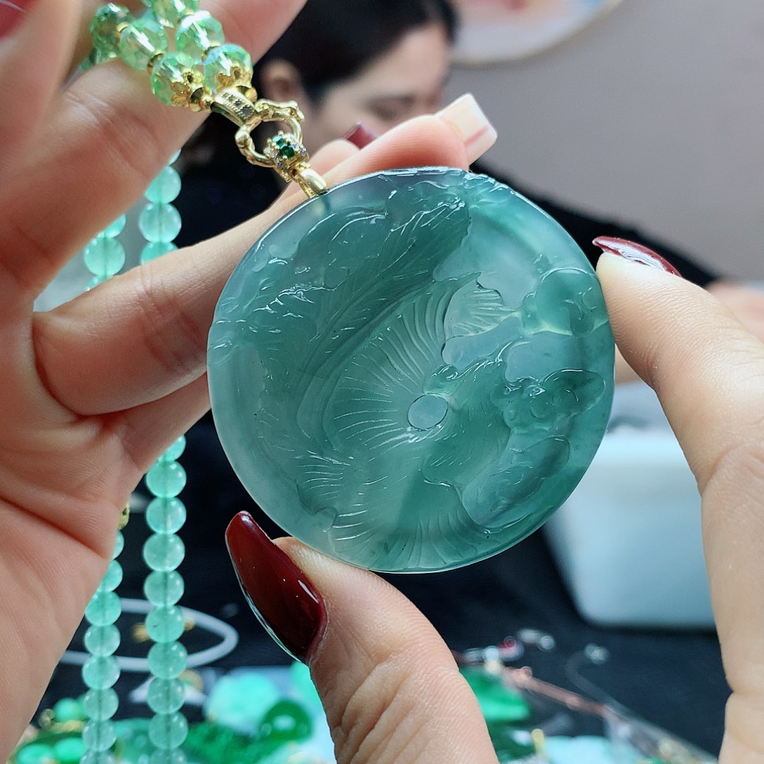 【闪购商品】翡翠吊坠(赠链)合金