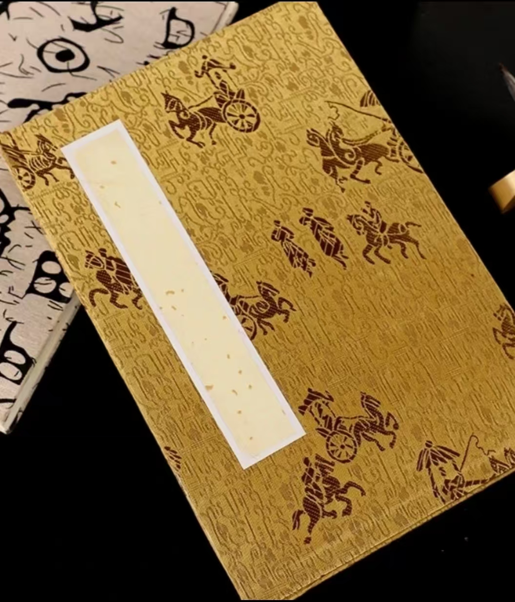 礼 盒 包 装 佰 連 驼 菈 基