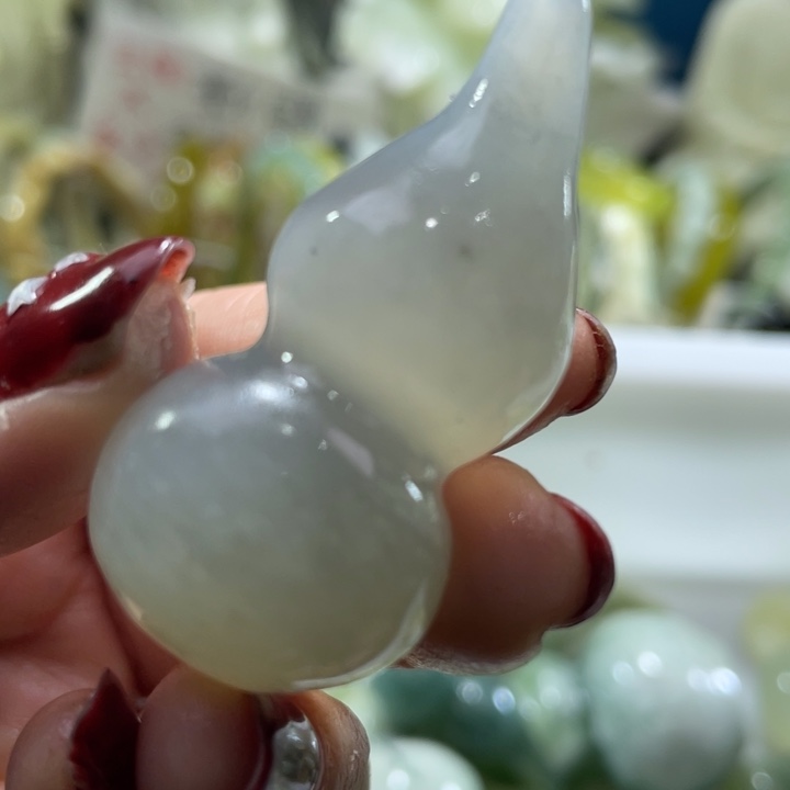 岫玉未镶嵌吊坠吊坠