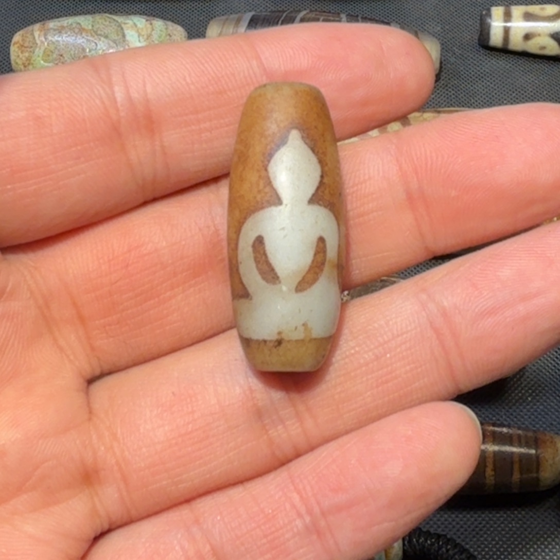 昆***兔玛瑙/玉髓未镶嵌吊坠(不含链)