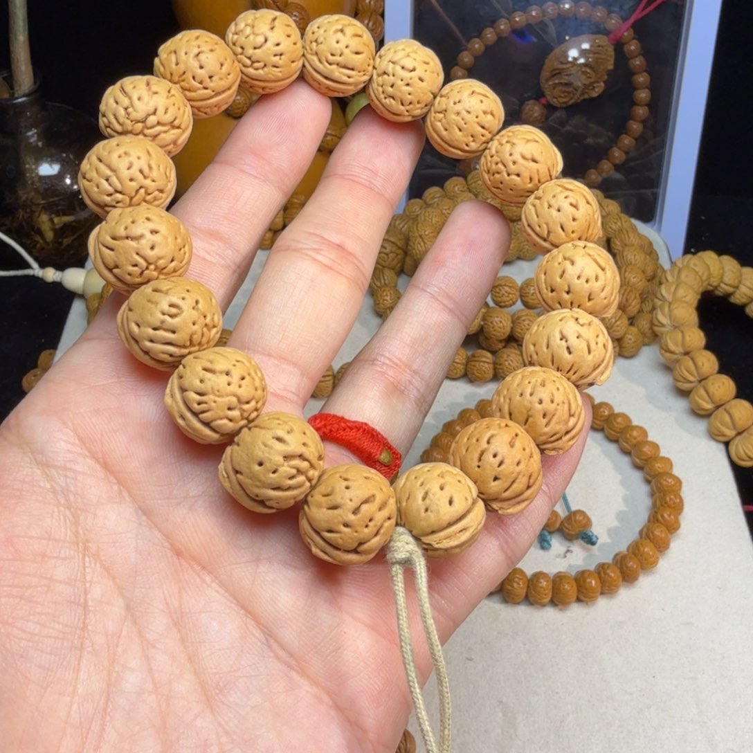 吊坠桃核树王16桃核