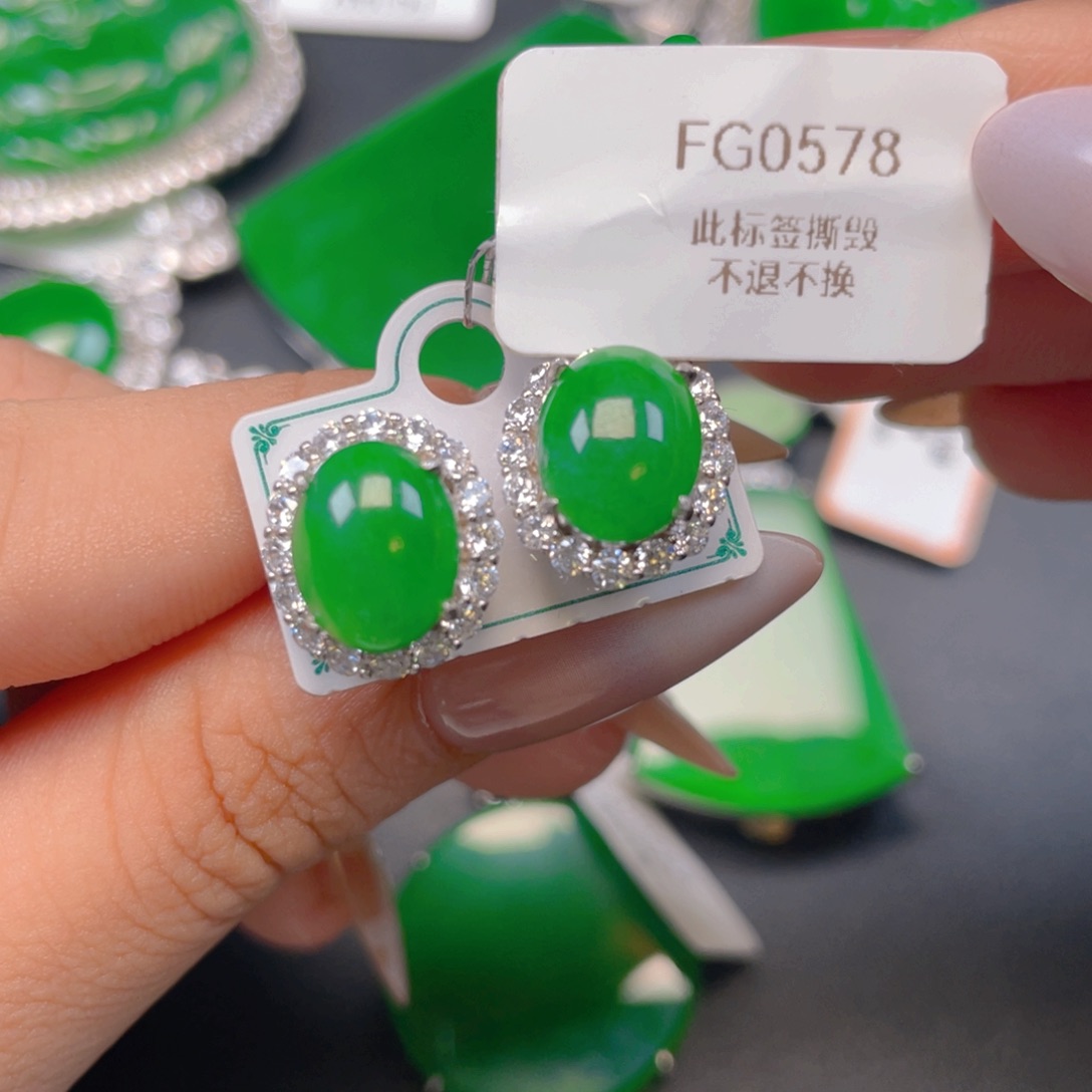 【闪购商品】颈饰银S925镶嵌翡翠翡翠