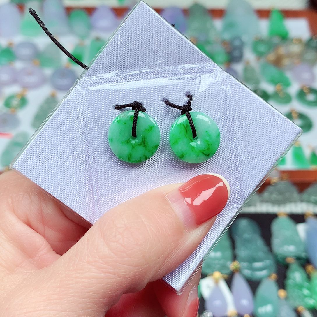 翡翠颈饰未镶嵌天然翡翠A货