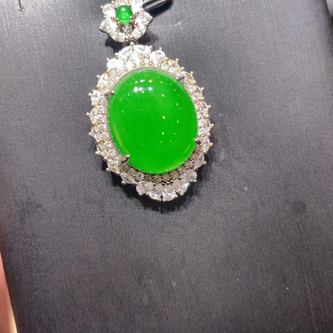 翡翠银S925镶嵌颈饰