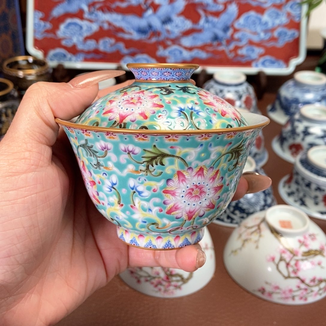 溢珍堂绿地花卉盖碗