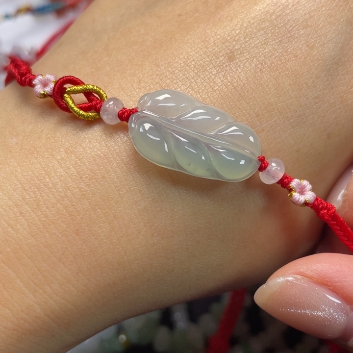 翡翠未镶嵌手绳79999999