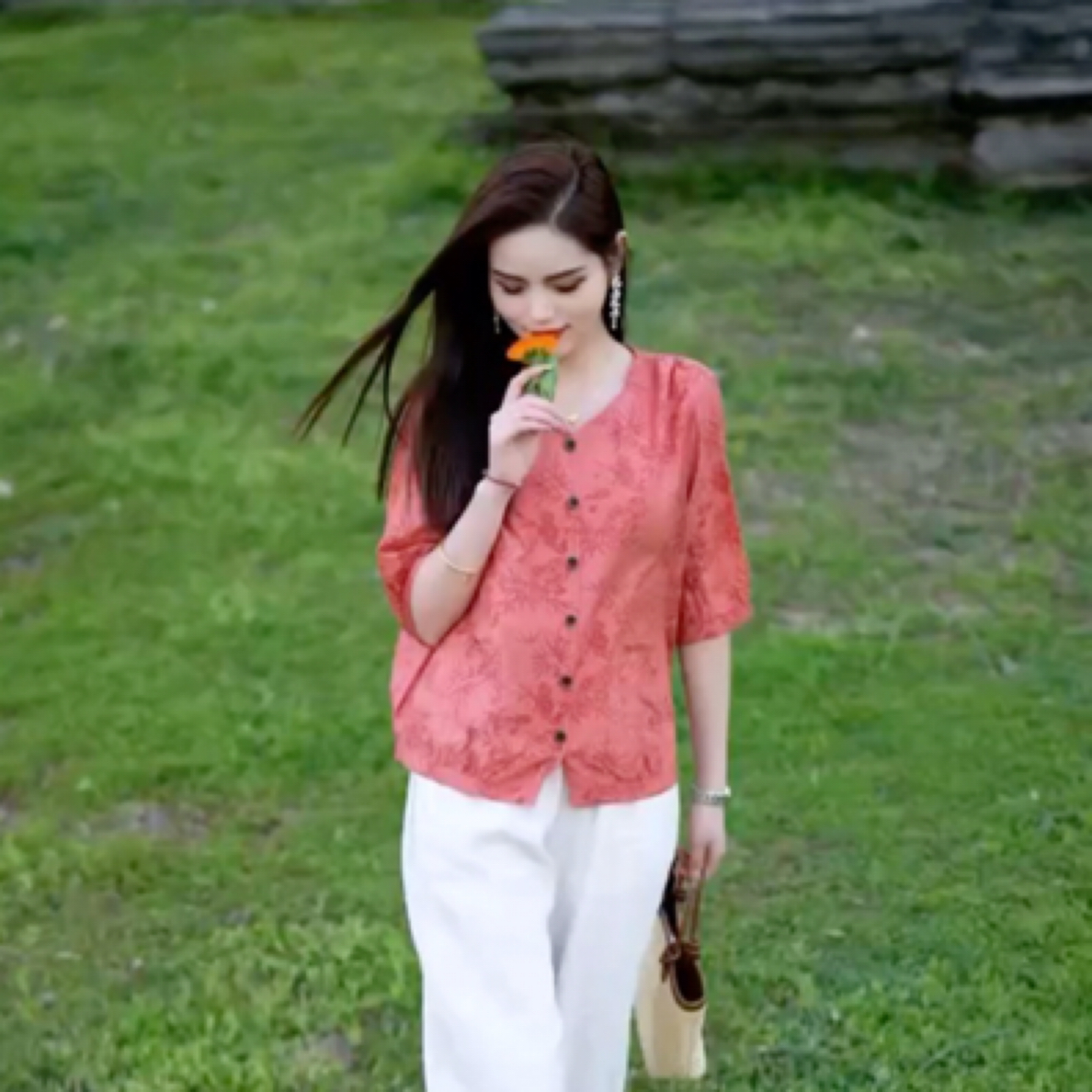 上衣时尚显瘦百搭气质休闲