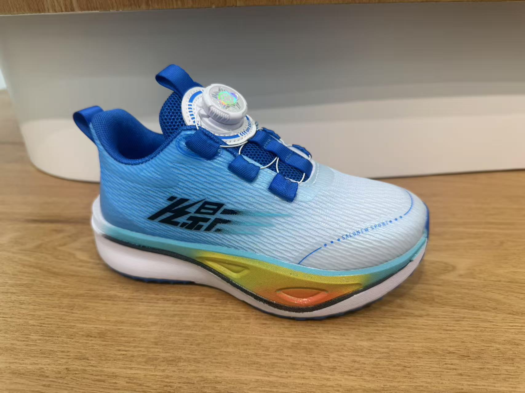 不限不限季节透气防滑运动鞋时尚童鞋跑步鞋大童