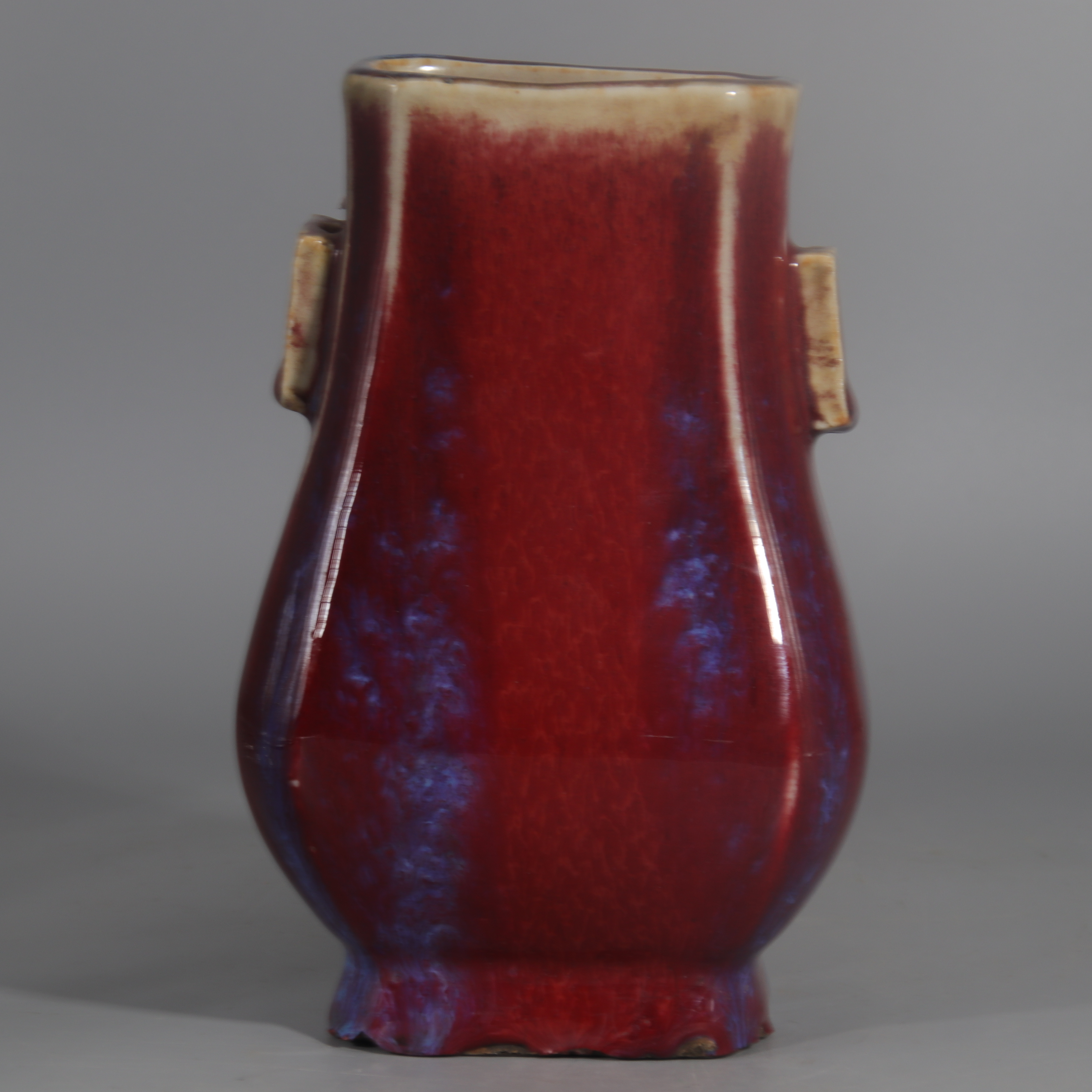 窑变釉贯耳瓶  H501-171