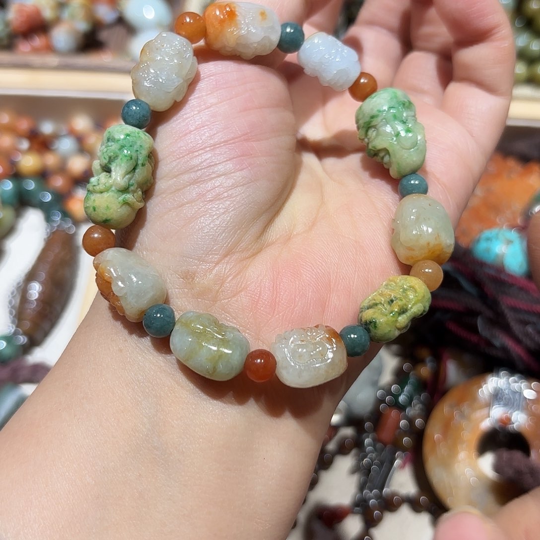 翡翠未镶嵌颈饰原创