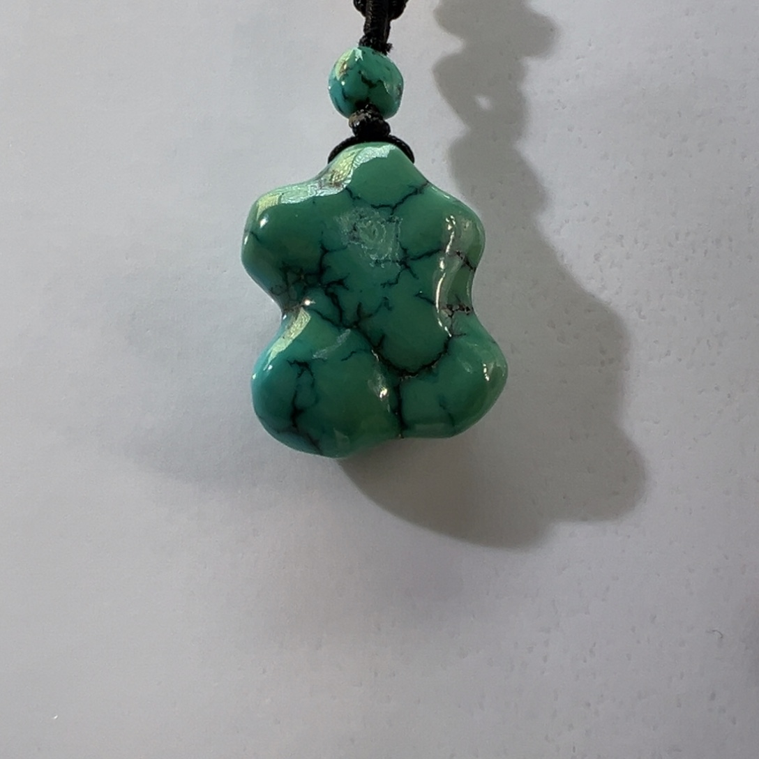 绿松石未镶嵌挂件