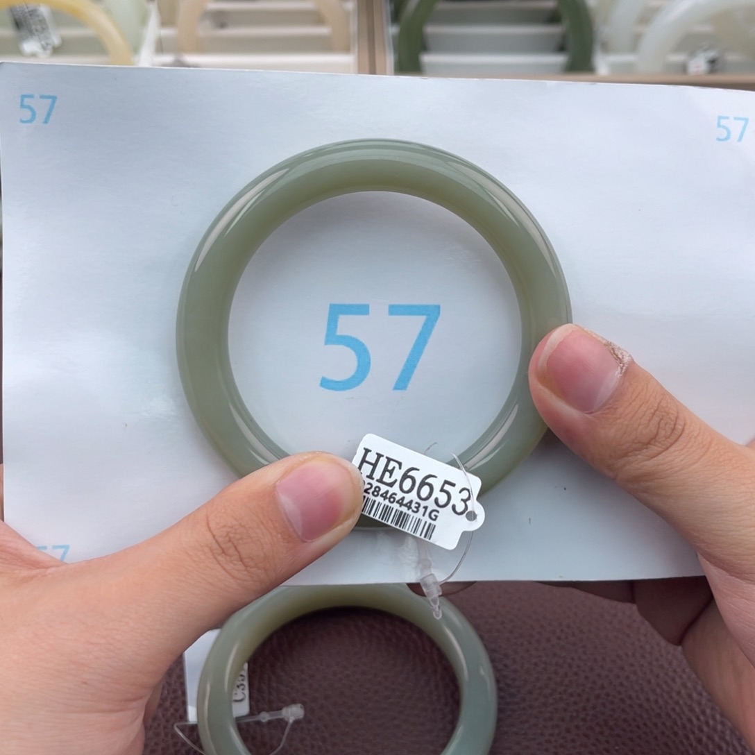 和田玉手镯未镶嵌陆***陆