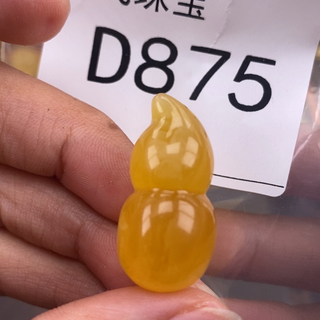 琥珀未镶嵌珠宝奇石15