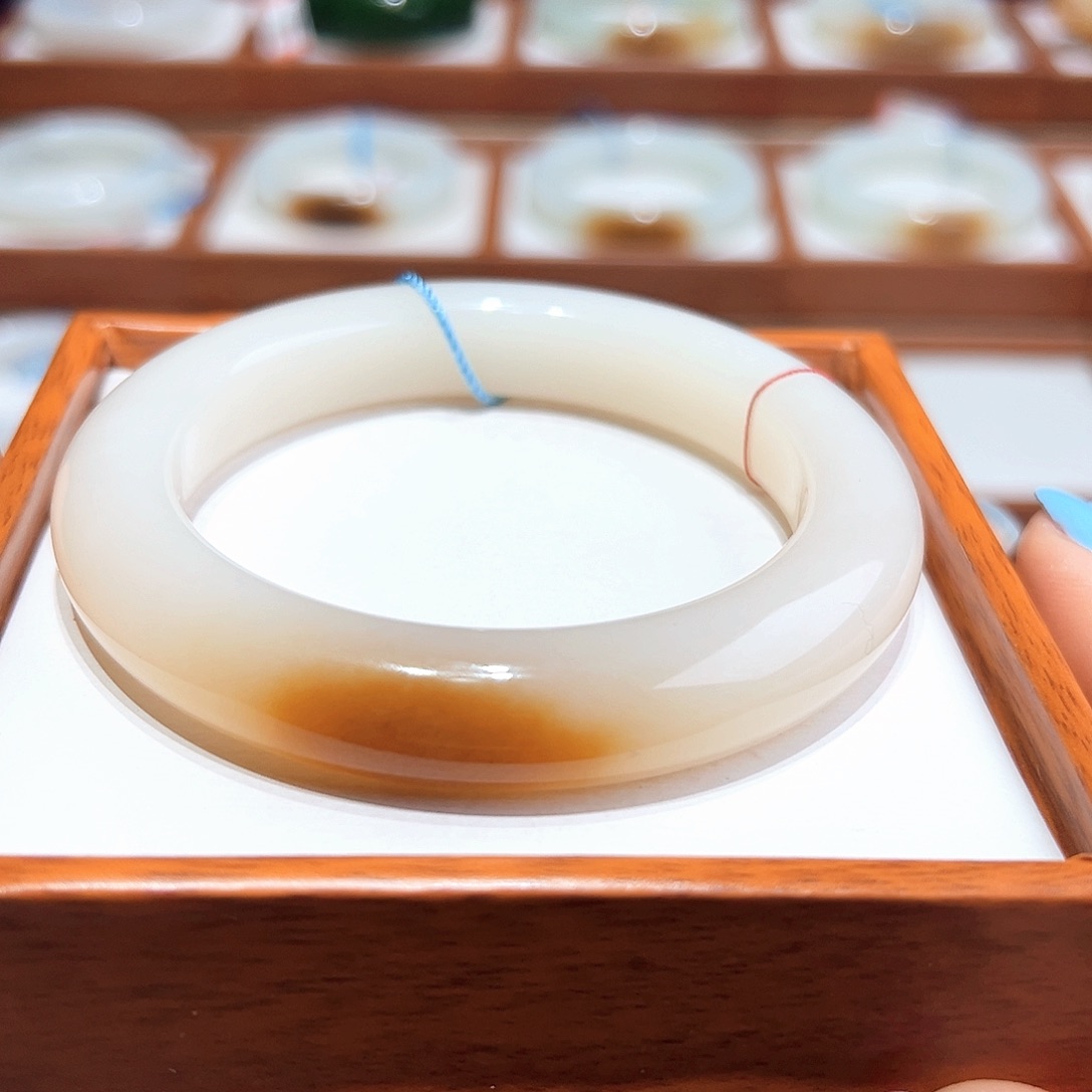 和田玉未镶嵌手镯59 60