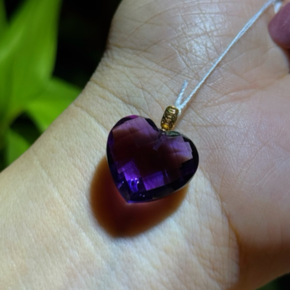 巴西紫水晶刻面爱心吊坠 18k金镶嵌扣头 尺寸15.7-17.7-9.1mm