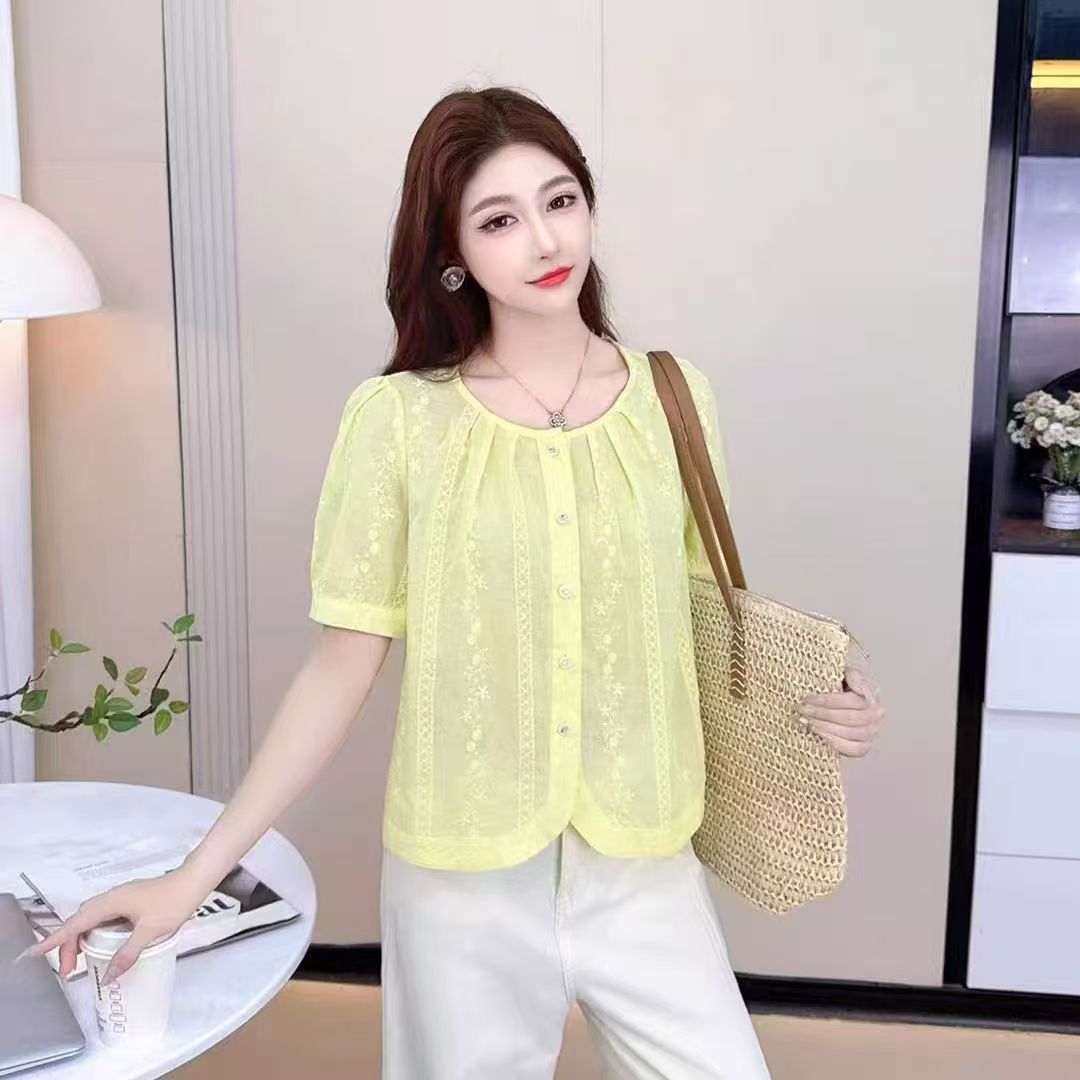 衬衫女款2025年新款夏日精致设计感上衣韩系圆领时尚衬衣显瘦小衫
