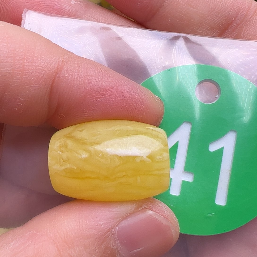 未镶嵌蜜蜡裸石14m m