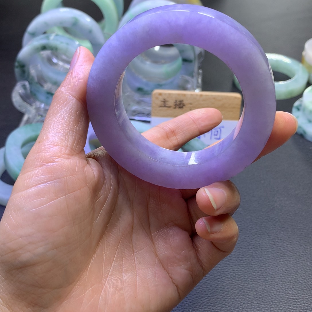 未镶嵌手镯定制翡翠?**?