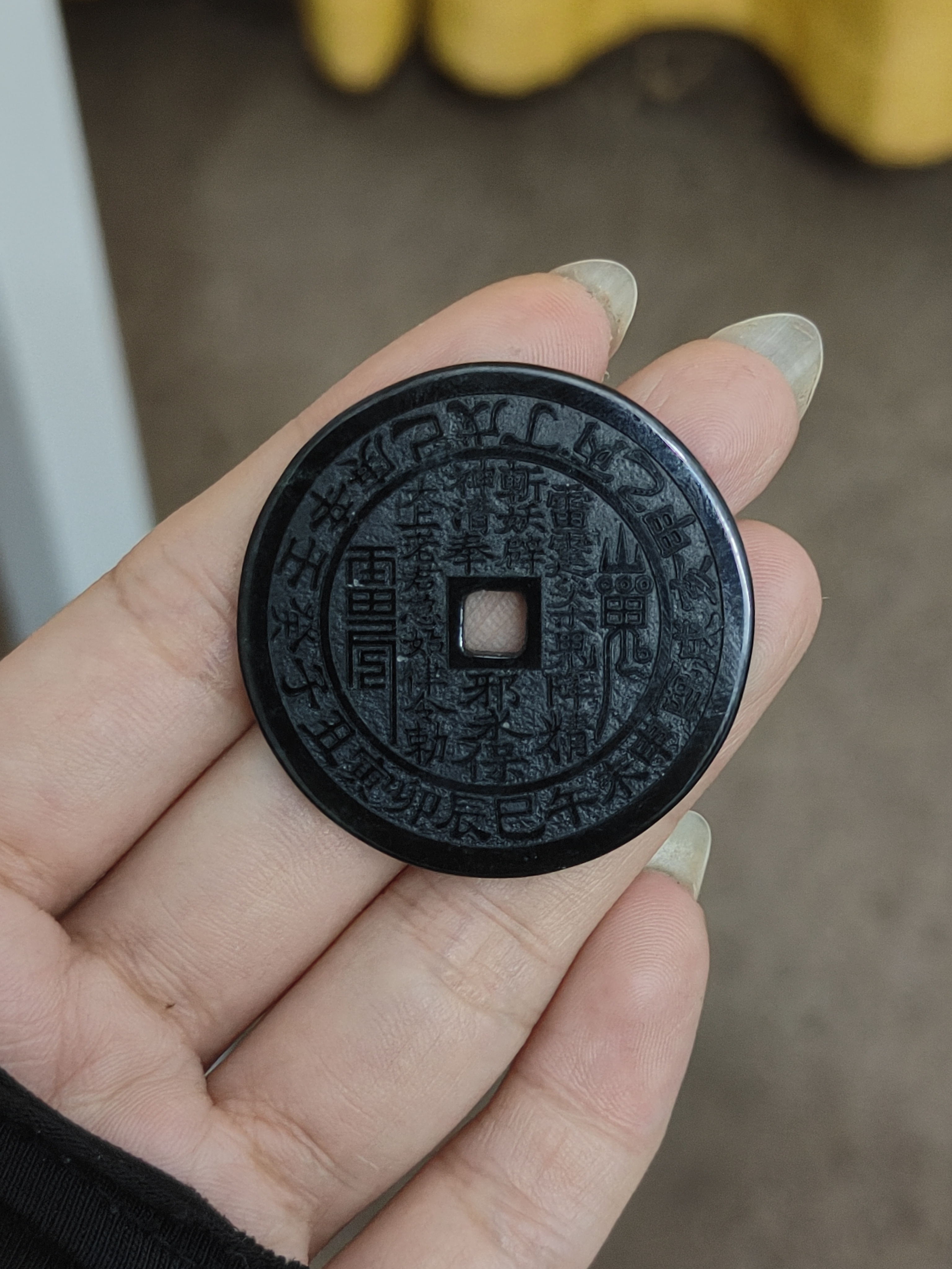 墨翠山鬼挂件吊坠