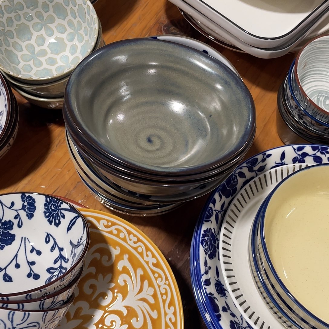 與***焉瓷     6.3寸 温佩家数量是3