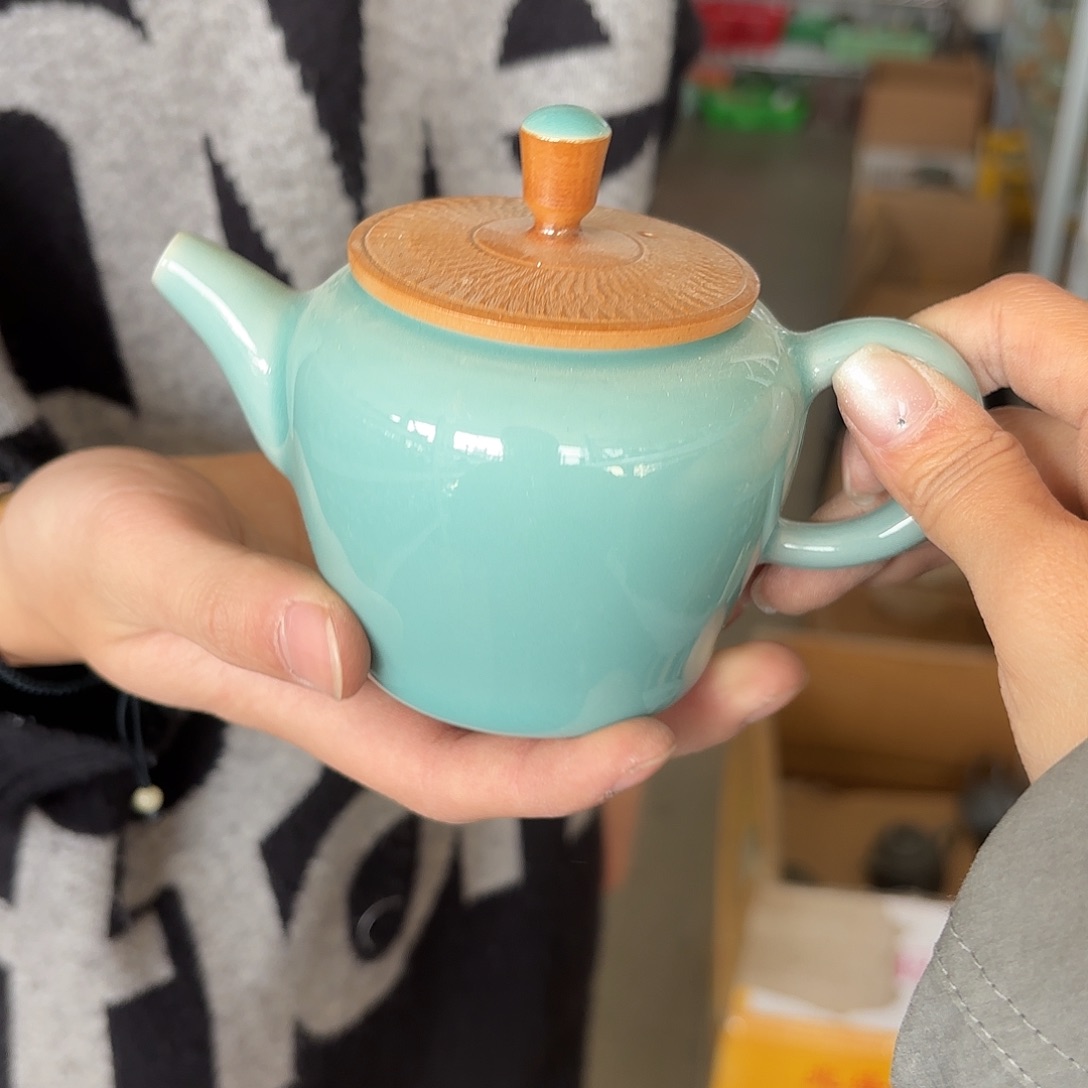 龙泉云间青瓷小米茶器