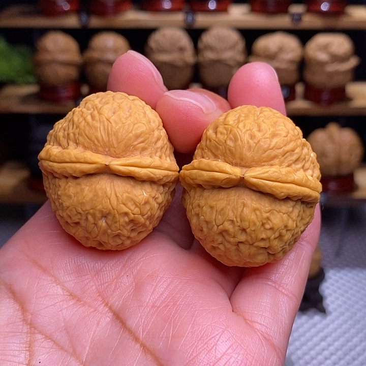 文玩核桃吊坠石奎元宝1