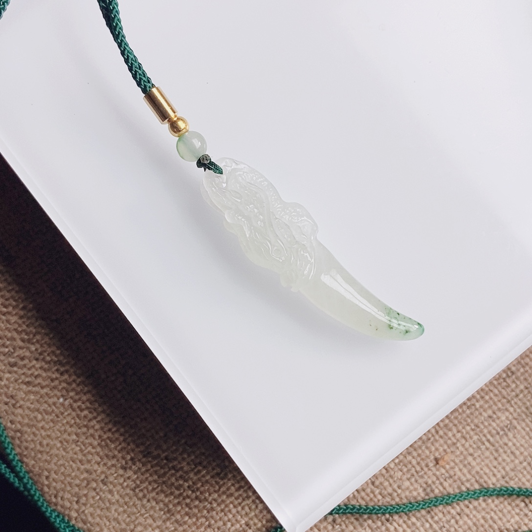 @***缘独山玉未镶嵌颈饰