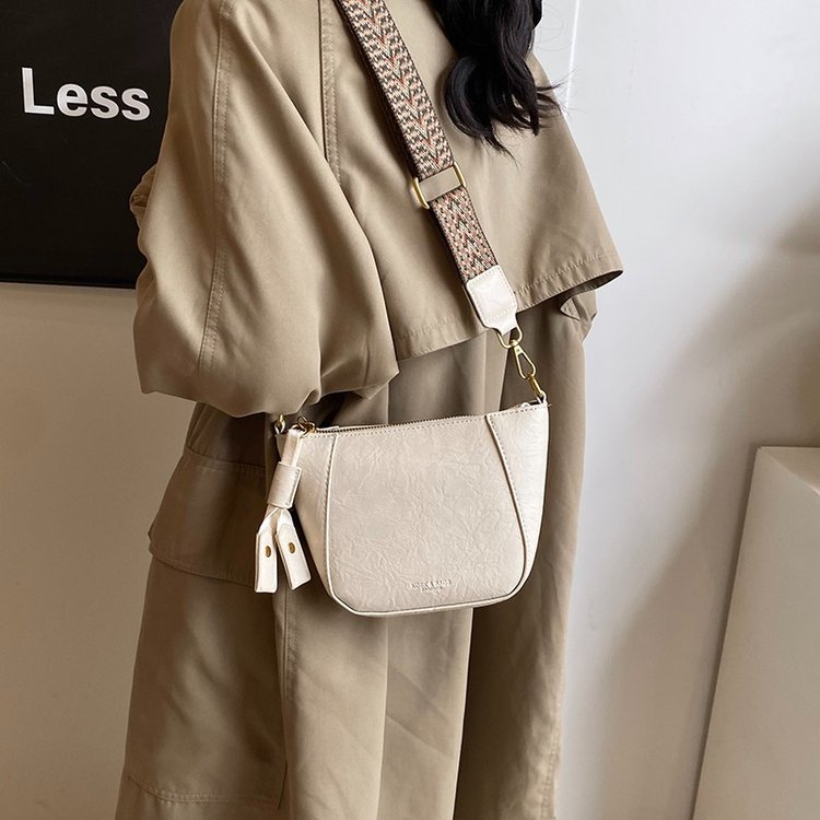 【长22.5高15宽8】新款时尚四季百搭时尚单肩斜跨女包白色3633