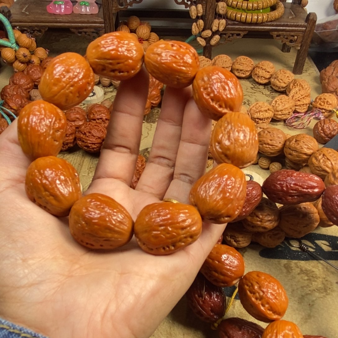 R***.文玩核桃吊坠胖枣手串文玩核桃