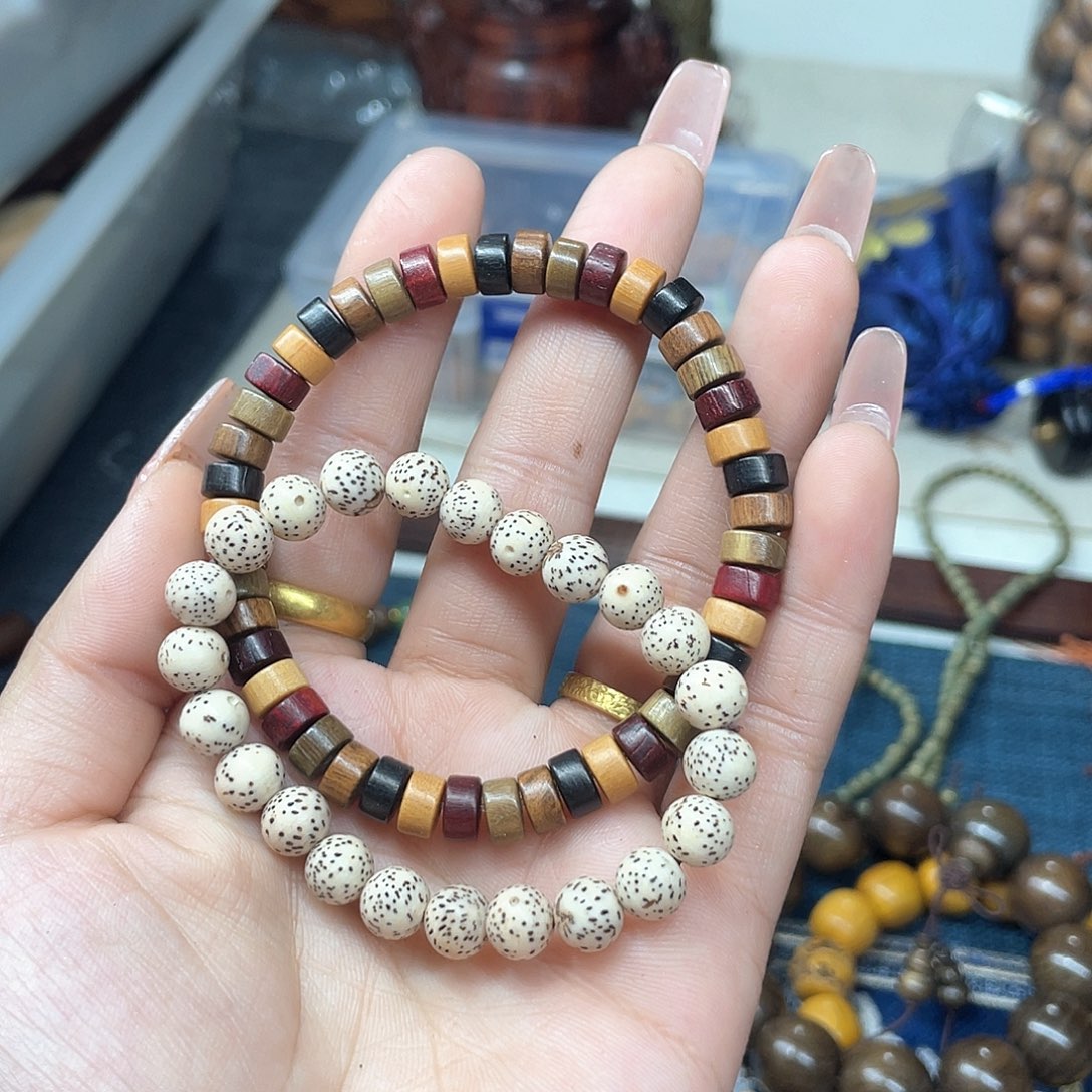 维腊木（绿檀）无事牌