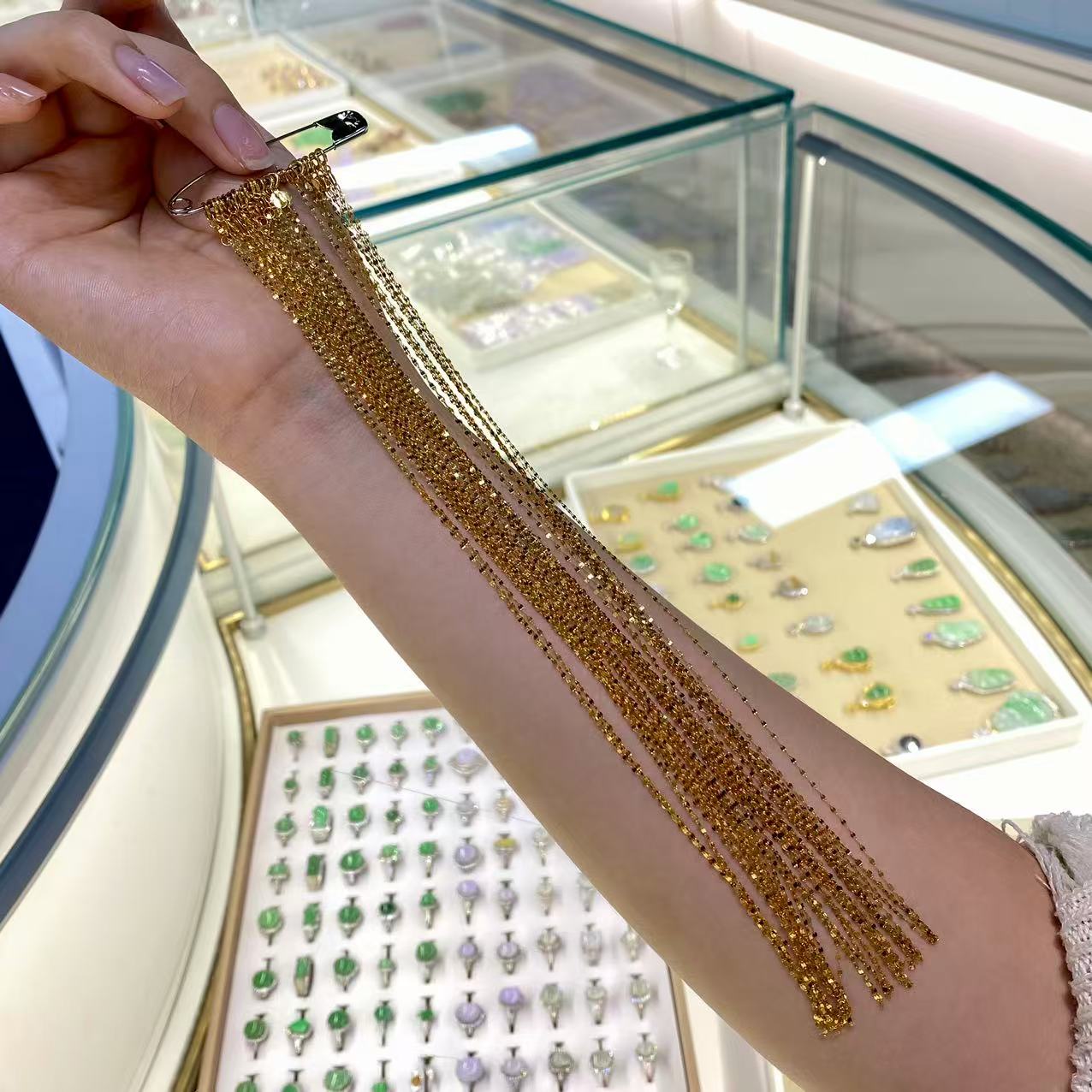 《爆款~》闪闪闪款18K满天星辰素链超能搭，多样性发货1件『不足补差』