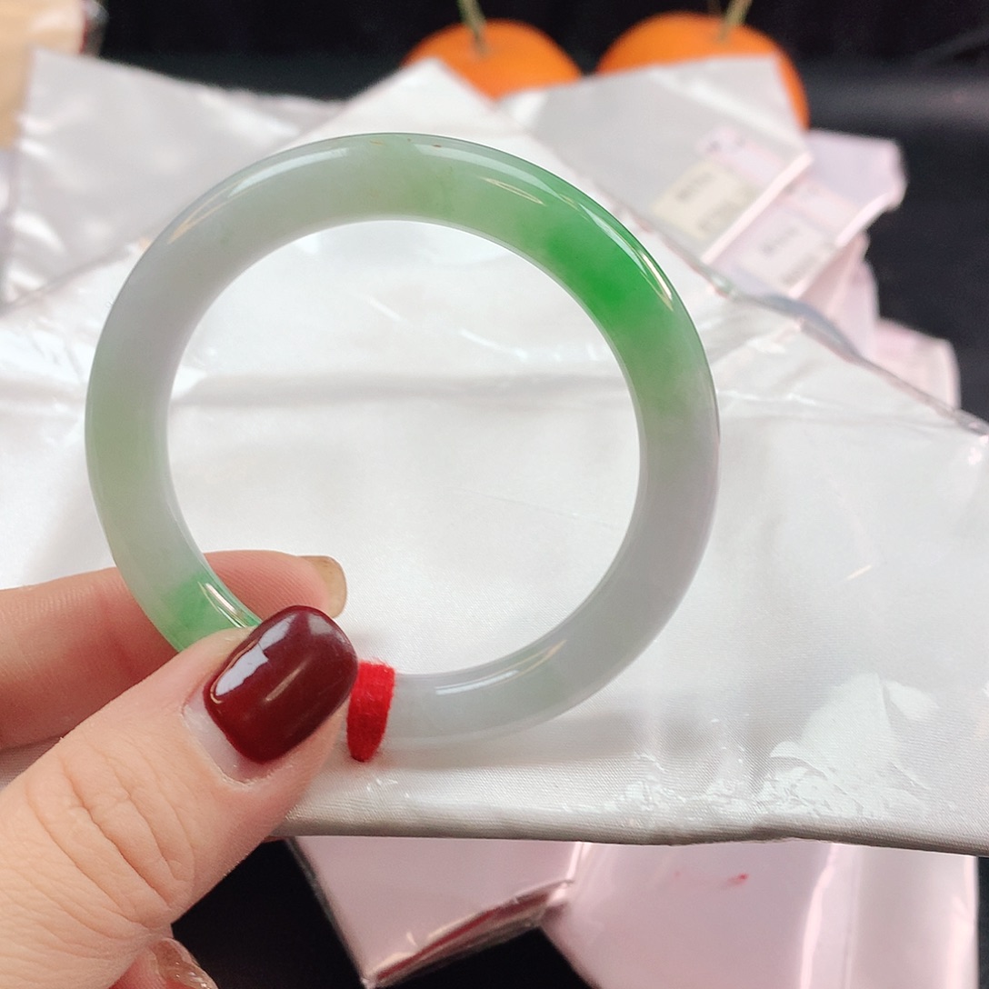 翡翠手镯未镶嵌圆条882164