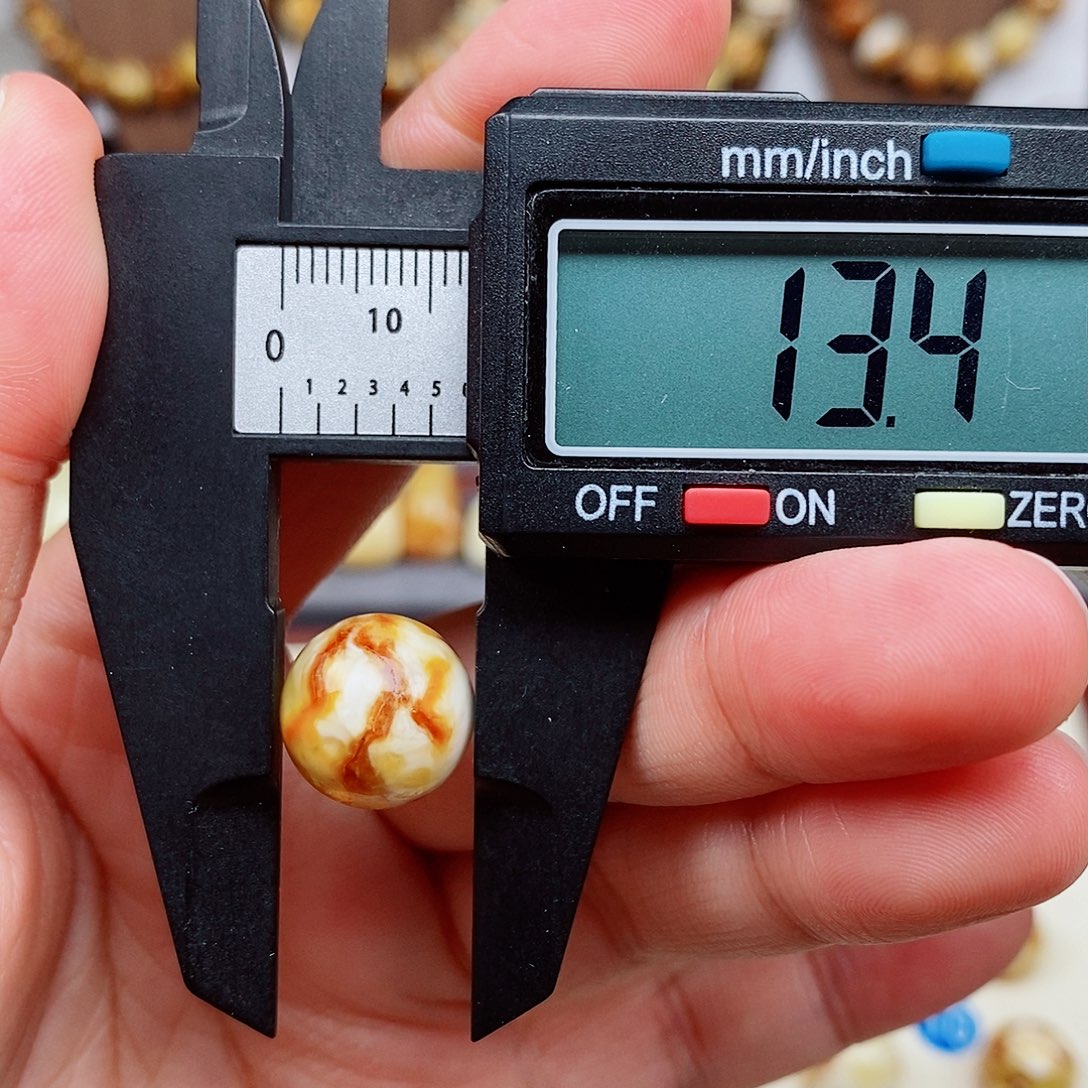 未镶嵌琥珀裸石蜜蜡