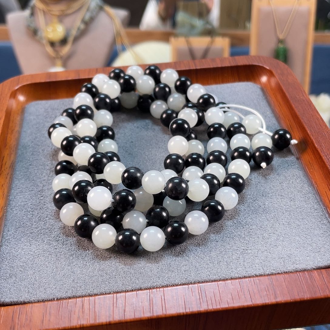 和田玉手串未镶嵌