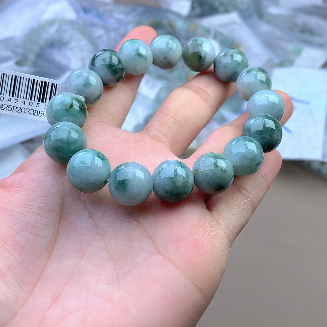 未镶嵌手串定制翡翠