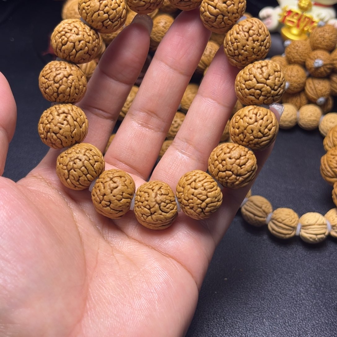 释***然吊坠桃核19+铁扇手串