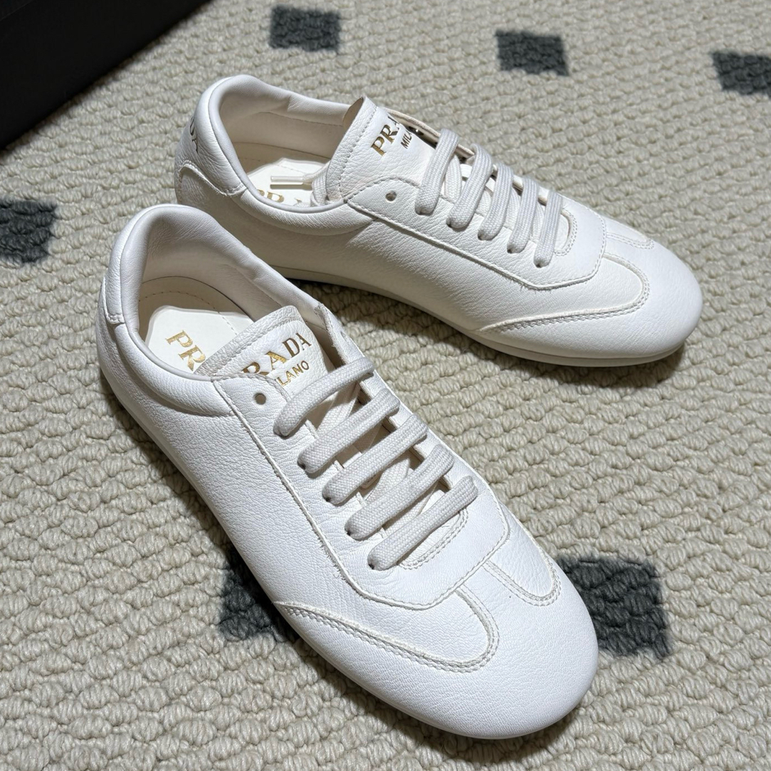 未使用 Prada/普拉达 纯色全皮质运动鞋 赛车鞋 男款 秀款