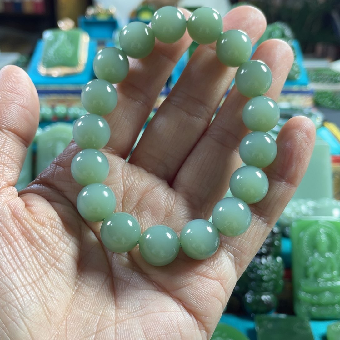 和田玉手串未镶嵌