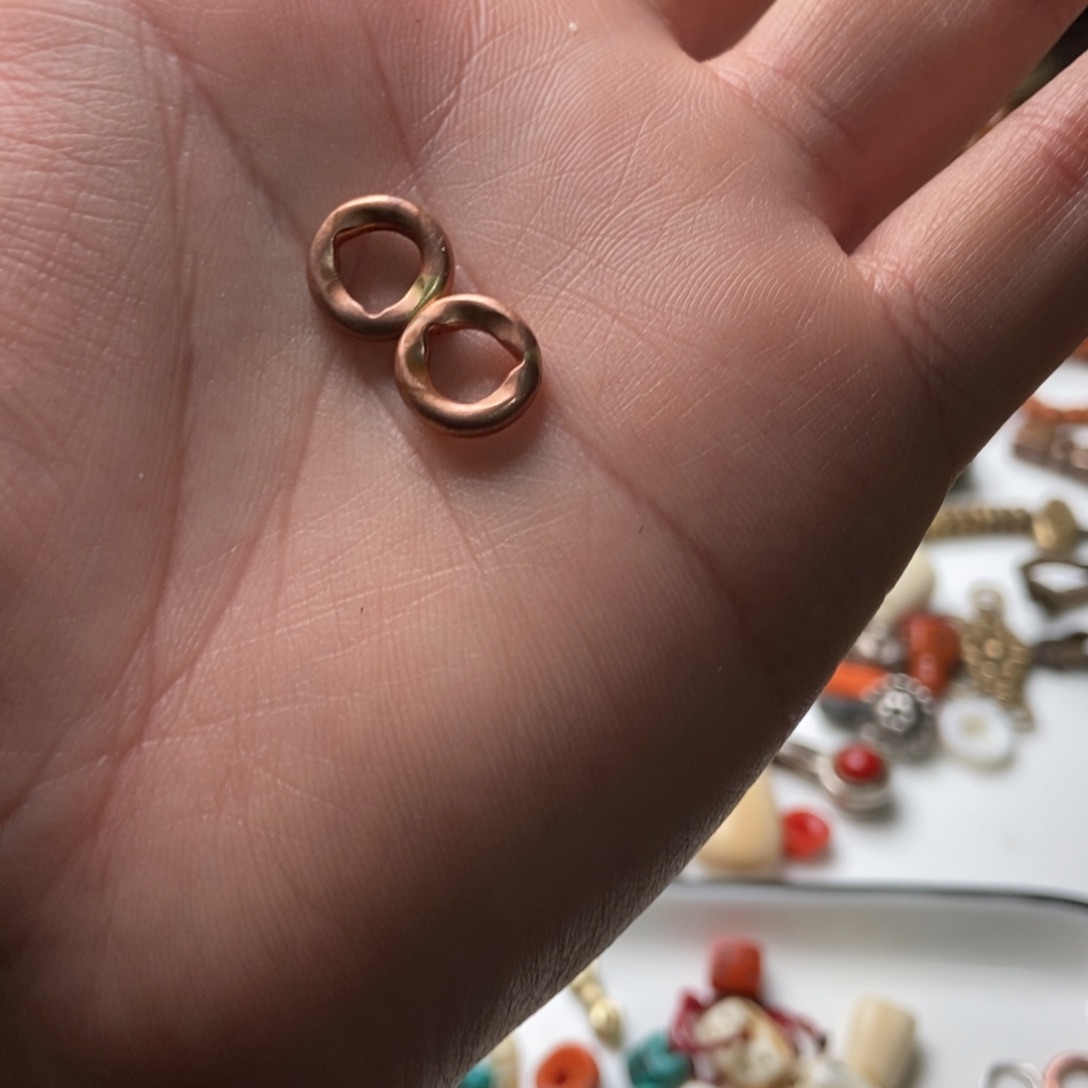 I***9树脂制品藏传精品小元素的话说