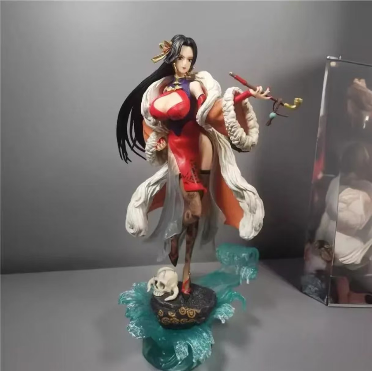 旗袍圣诞 国风女帝 骷髅烟斗 站姿 雕像 模型 盒装手办DLH