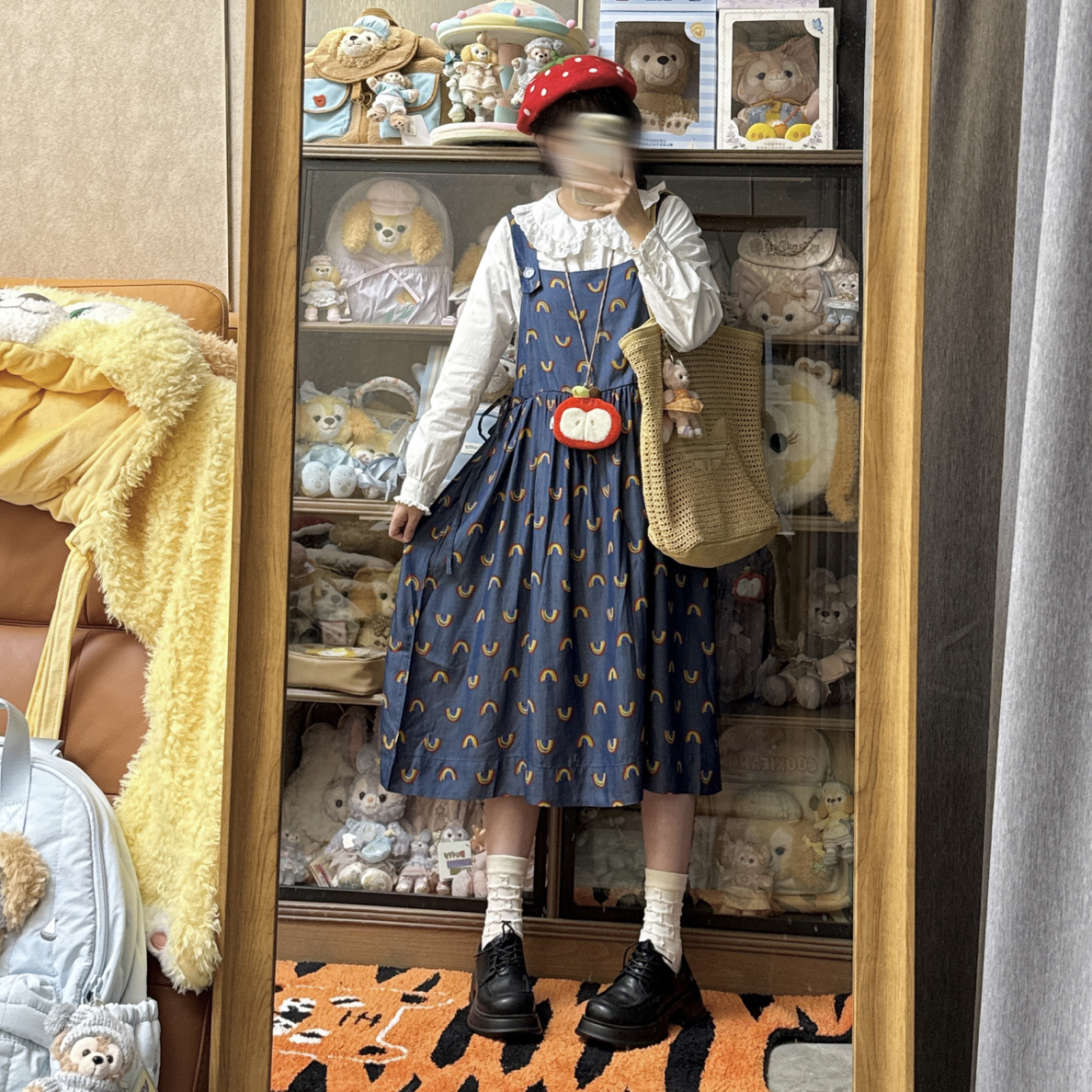 减龄学院风连衣裙女秋季韩版宽松显瘦背带裙背心裙