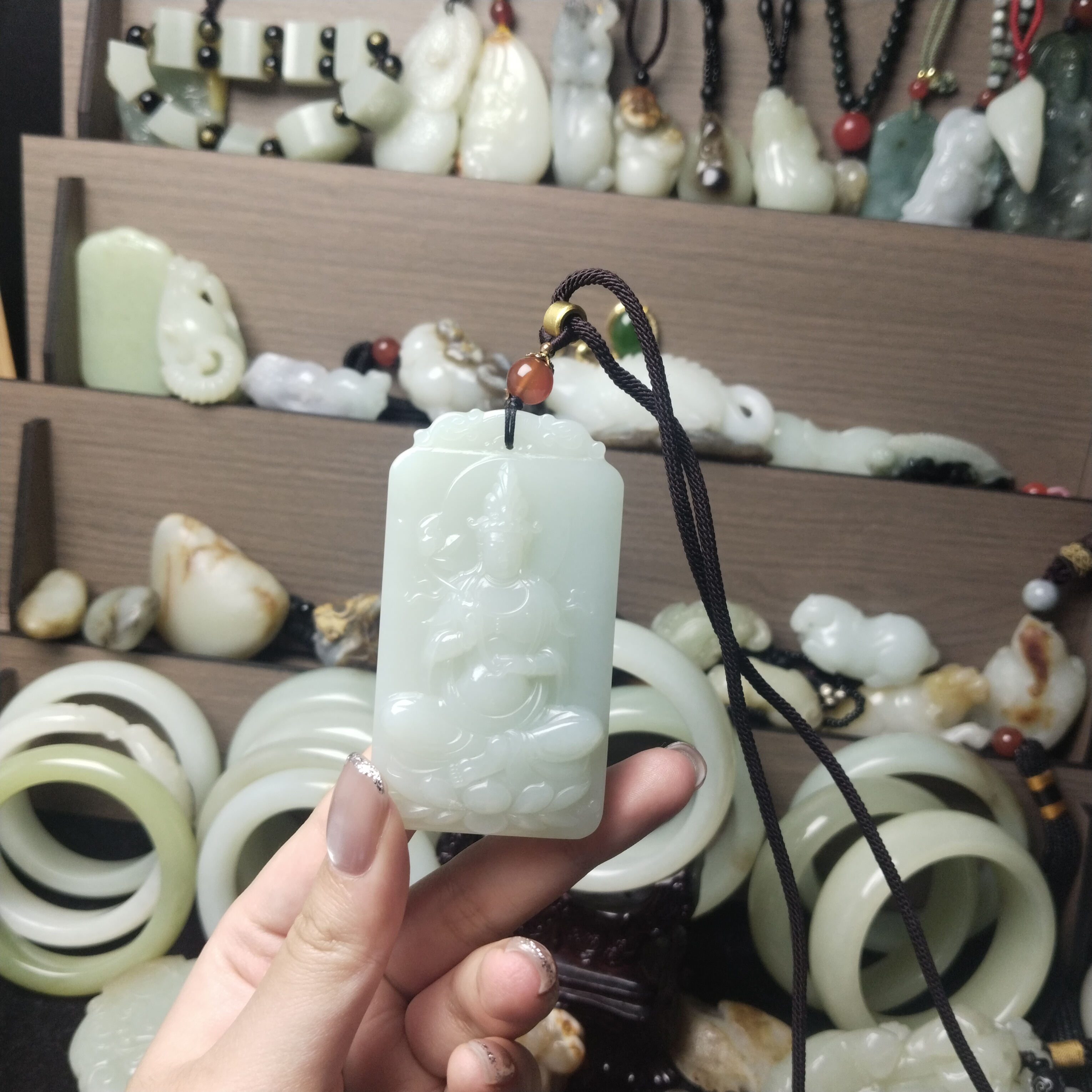 天然正品和田玉普贤菩萨精美