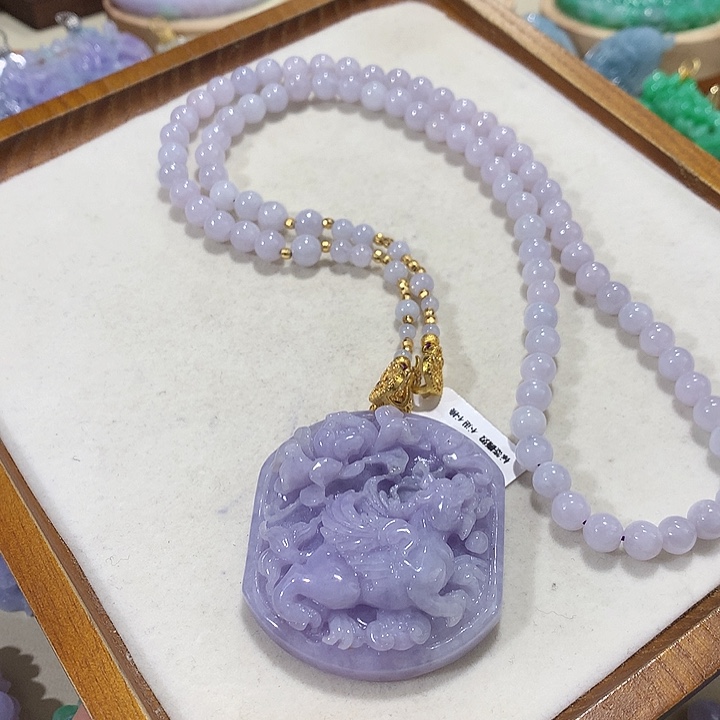 翡翠未镶嵌颈饰翡翠吊坠