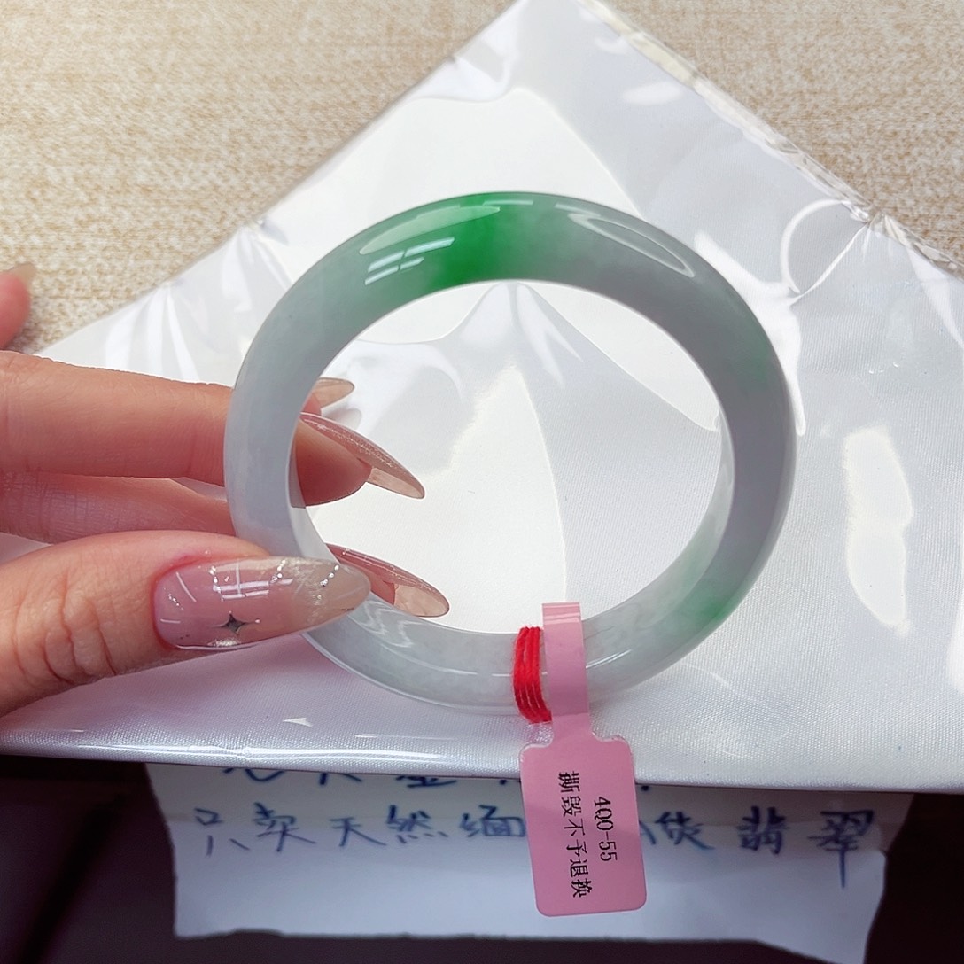 翡翠未镶嵌手镯手镯