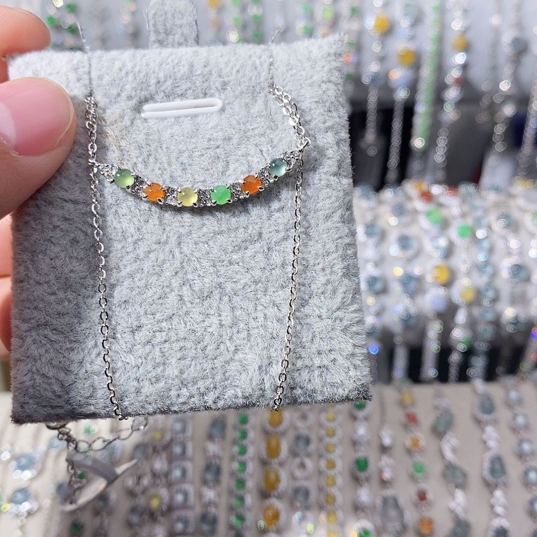 翡翠银S925镶嵌颈饰