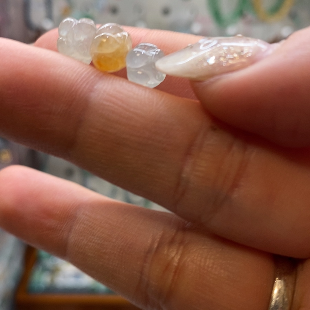 未镶嵌手链翡翠退换货运费自理