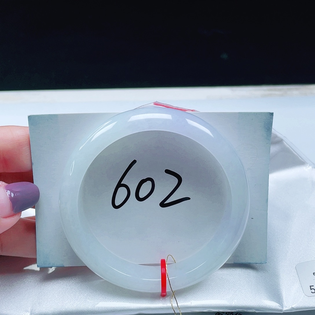 翡翠未镶嵌手镯缅甸翡翠54+