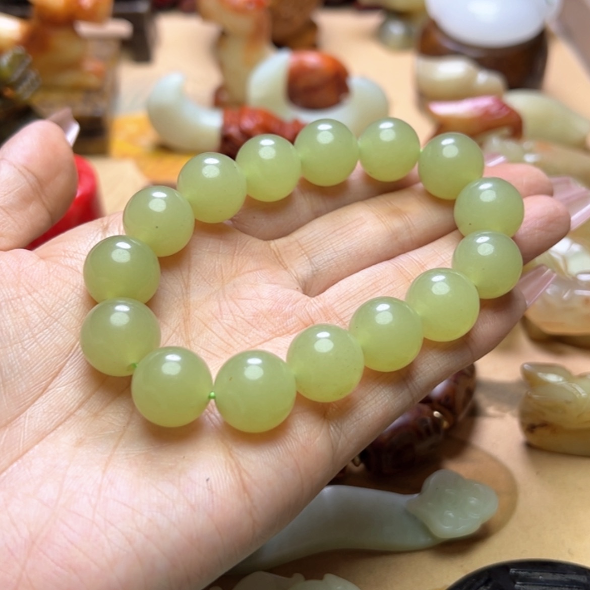 【闪购商品】蛇纹石玉颈饰未镶嵌