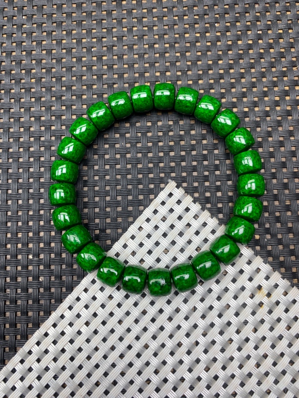 深绿色 10mm直切手串255