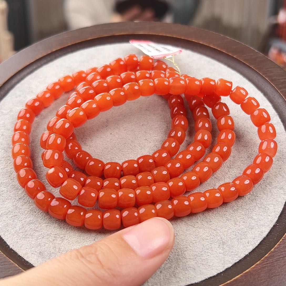 南红玛瑙手串未镶嵌